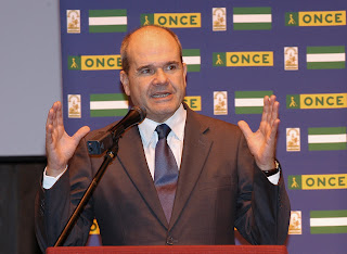 Primer plano del presidente de la Junta durante su intervención