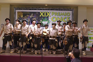 Actuación de la comparsa 'La Corona'