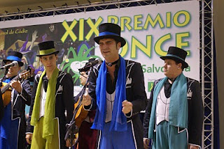 Actuación de la comparsa 'Juana la Loca' durante la gala de los Premios Fermín Salvochea