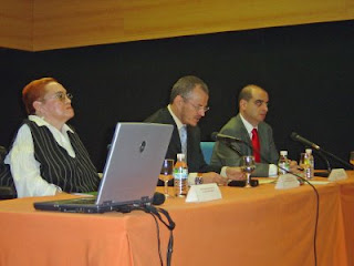 Patricio Cárceles en la inauguración del Foro junto a la presidenta del CERMI de Andalucía y el director territorial de Fundosa
