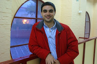 Carlos Barragán en los pasillos del Conservatorio Francisco Guerrero de Sevilla