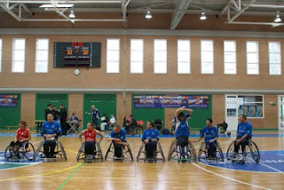 El equipo en las pistas de Granada en el partido inaugural del último campeonato de España