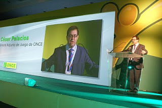 El director general adjunto de Juego, César Palacios, en el acto de presentación de Sevilla