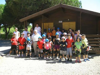 Foto de familia de los participantes en el campamento de Marbella