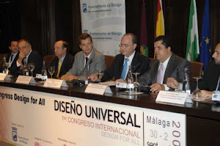 Mesa presidencial en la inauguración del Congreso con el alcalde de Málaga, el director general de Fundación ONCE y el director general de la Discapacidad de la Junta de Andalucía