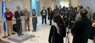 Acto de apertura de las jornadas en Bollullos con la presencia de los medios de comunicación