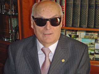 Primer plano de Félix Hernández en su domicilio