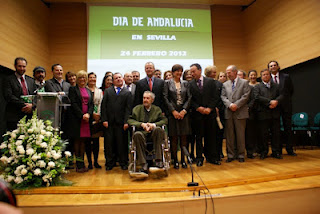 Foto de familia de los premiados