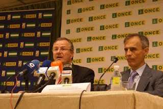 Comparecencia ante los medios del delegado territorial junto al director de Huelva