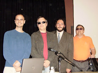 El consejero territorial Emiliano Madrid con los técnicos que impartieron su conferencia de Sevilla