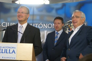 Cárceles durante su intervención en la presentación de los cupones dedicados a las playas de la Ciudad Autónoma de Melilla