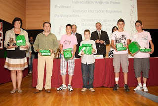 Los ganadores jienenses posan con sus premios