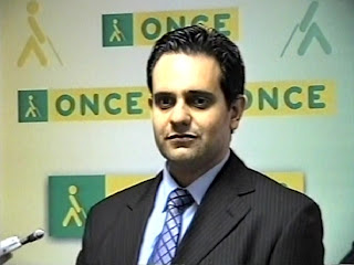 Primer plano de Javier Monreal en su toma de posesión