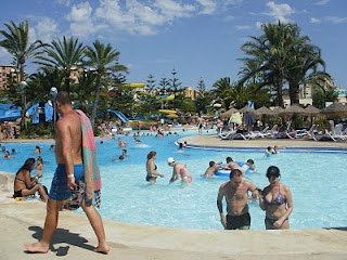 Aspecto de una de las piscinas del parque acuático