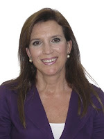 Primer plano sonriente de Nani Carvajal