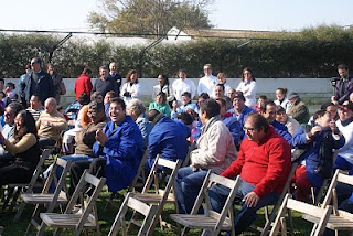 Usuarios del centro ocupacional de Sanlúcar de Barrameda durante el acto