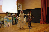 Un momento de una de las representaciones en el salón de actos del CRE