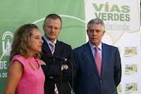 Intervención de la consejera de Medio Ambiente de la Junta junto al delegado territorial de la ONCE