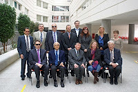 Foto de familia de la EBU con el delegado territorial de la ONCE en Andalucía y la presidenta del Consejo Territorial