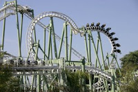 Imagen del Jaguar, una de las atracciones más atrevidas de Isla Mágica