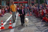 Un momento de la exhibición de un usuario con perro guía en Jerez