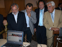 El alcalde de Córdoba y el director de la ONCE en Córdoba en la presentación de una web accesible