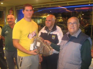 Los campeones en la entrega de premios