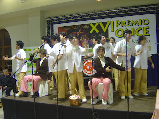 Los dentistas de la Clínica Dental en su actuación