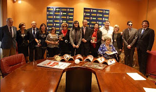 Foto de familia de los premiados