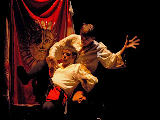 Otro momento de la representación