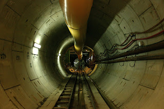 Espectacular vista del interior del túnel ejecutado con tuneladora construido en Sevilla