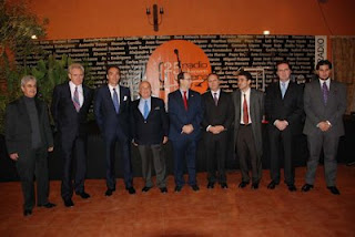 Foto de familia de los premiados