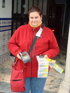 Patricia Caro con su TPV y sus cupones
