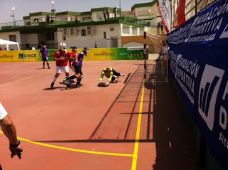 Tiro a puerta del equipo en una de las jugadas