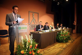 Imagen del momento del nombramiento de Patricio Cárceles como nuevo delegado territorial de la ONCE en Andalucía, Ceuta y Melilla