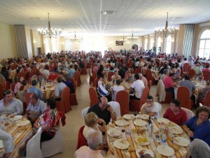 Instantánea de los asistentes a la jornada durante el almuerzo