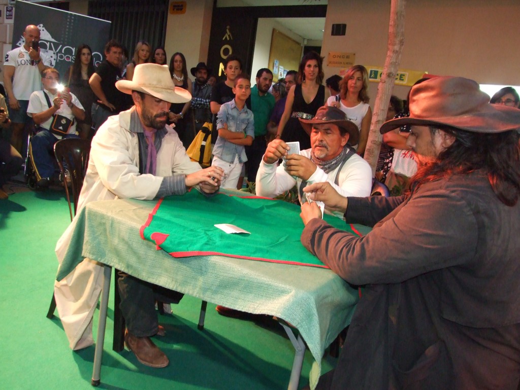 La Asociación de Especialistas de Cine Tierra de Sueños en un momento de su representación
