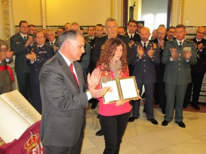 La hija de Rosa Cobo, Rosa Marañón, recogió el reconocimiento a su madre