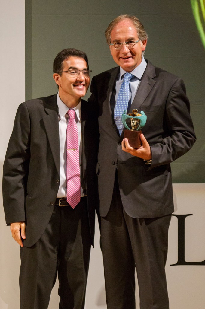 Andrés Ramos y Jesús Quero, sonrientes antes las cámaras