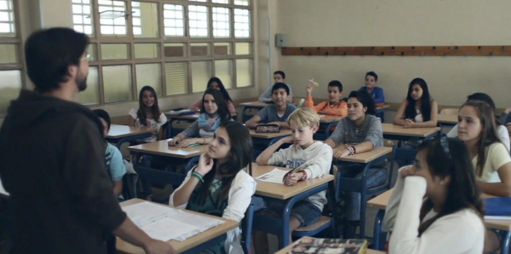 Escolares en clase 