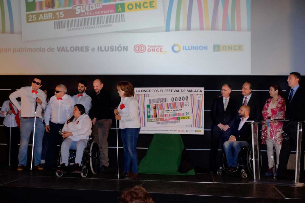 La familia ONCE, el alcalde de Málaga y el director del Festival dieron por concluido el acto