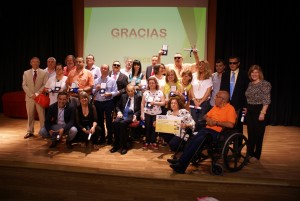 Grupo de homenajeados en el acto convocado por la Delegación Territorial de la ONCE en Andalucía