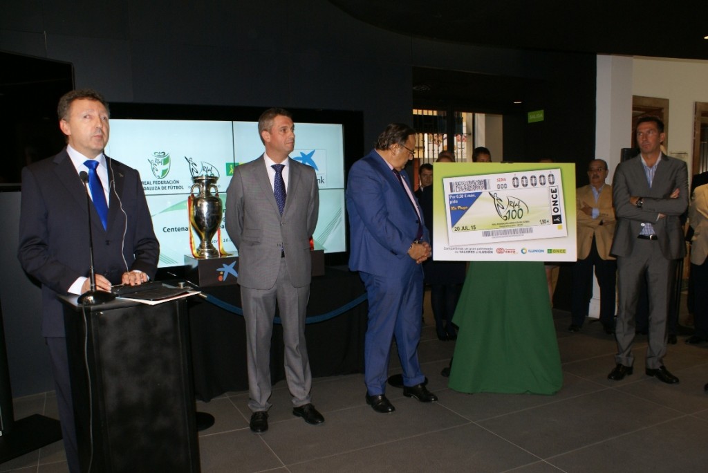 Cristóbal Martínez elogió la intensa actividad social generada por la Federación andaluza en estos cien años