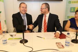 El acuerdo de colaboración entre la ONCE y Covirán sienta las bases para un nuevo modelo de supermercado accesible y social