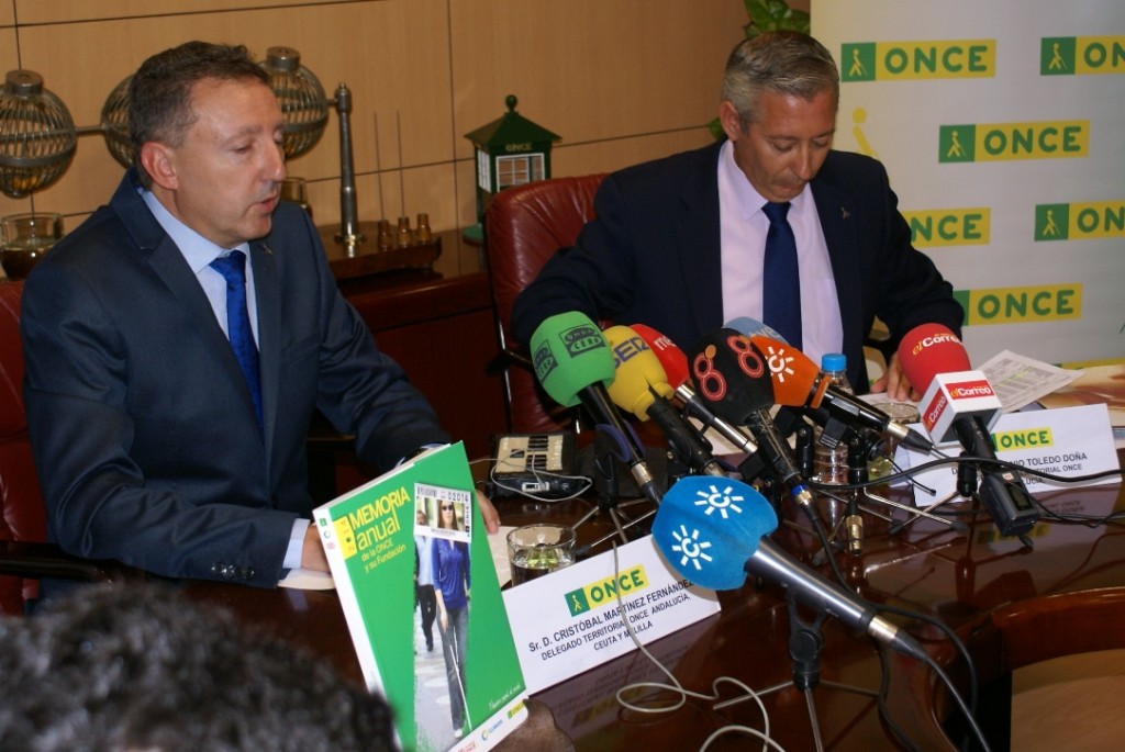 Cristóbal Martínez y José Antonio Toledo en un momento de la rueda de prensa