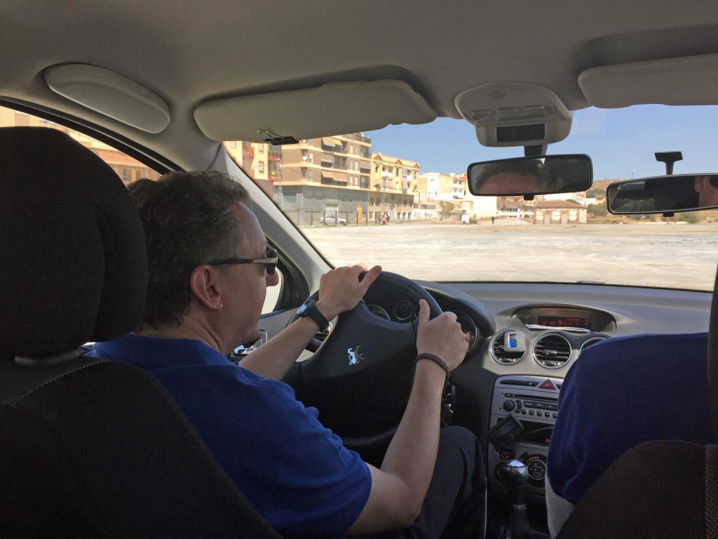 El delegado territorial fue uno de los que se atrevieron a coger el coche para conducir