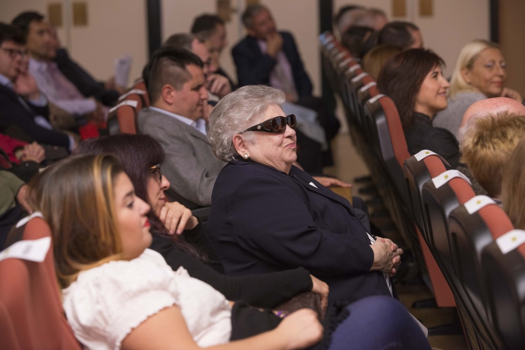 Imagen de los asistentes del público en la entrega de premios del Concurso de Habilidades Artísticas y Relatos Cortos