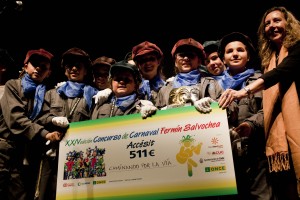 La comparsa infantil 'Caminando por la vía' recibe el accésit