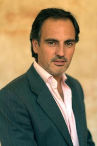 Primer plano de Óscar Gómez, director de El Correo de Andalucía