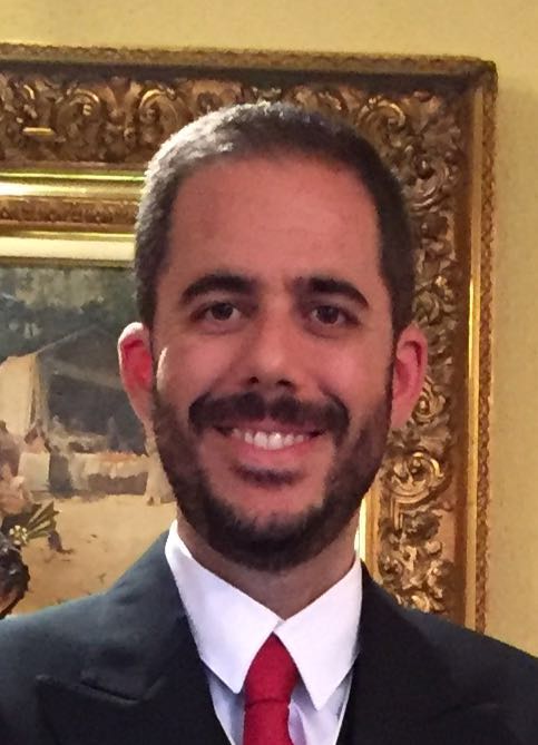 Primer plano de Ángel Aramburu, presidente de la asociación Legado Expo